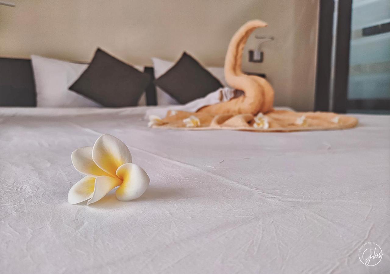 Grand Bay Suites Dış mekan fotoğraf