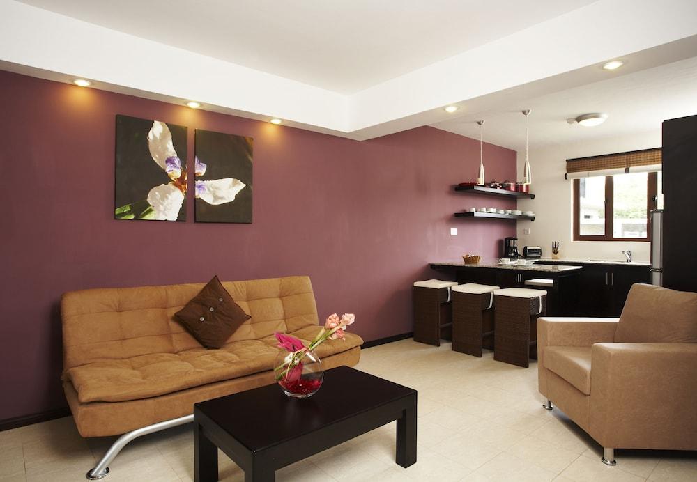 Grand Bay Suites Dış mekan fotoğraf