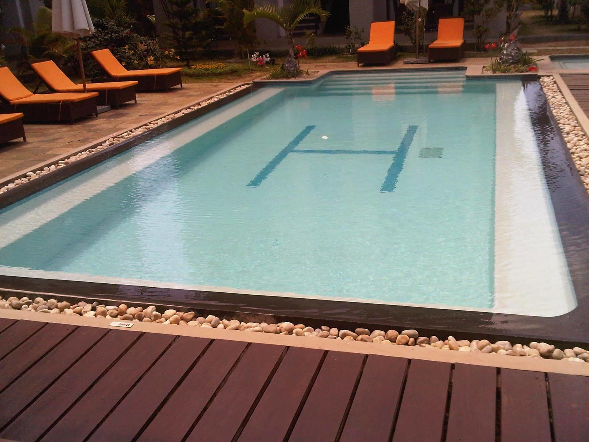 Grand Bay Suites Dış mekan fotoğraf