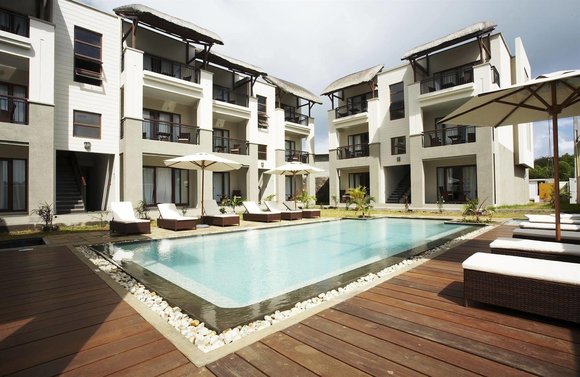 Grand Bay Suites Dış mekan fotoğraf